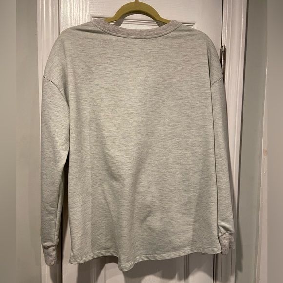 Hippie Chic Size S Gray Long Sleeve Twist Front Crew Neck Pullover Sweatshirt - Picture 8 of 11